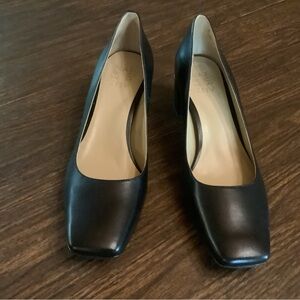 Naturalizer Black Leather Heels Square Toe